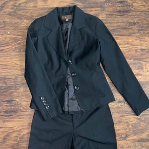 Black vague pin stripe pantsuit